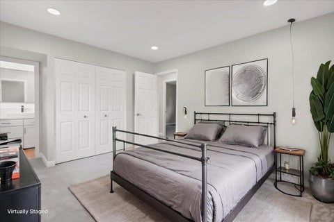 Tiny photo for 590 Durham Court, Hoffman Estates, IL 60169 (MLS # 12694937)
