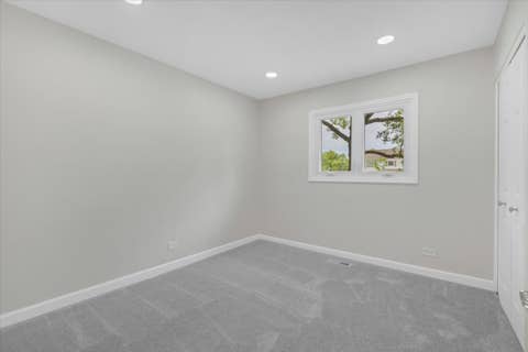 Tiny photo for 590 Durham Court, Hoffman Estates, IL 60169 (MLS # 12694937)