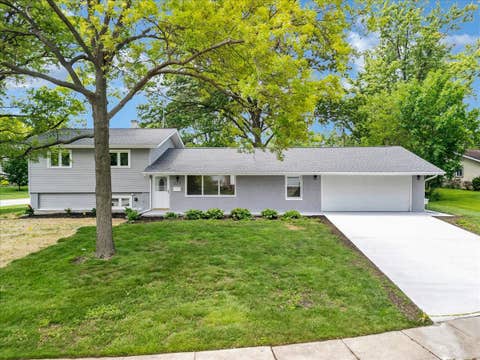 Photo of 590 Durham Court, Hoffman Estates, IL 60169 (MLS # 12694937)
