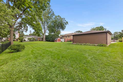 Tiny photo for 230 W Washington Boulevard, Lombard, IL 60148 (MLS # 12728313)