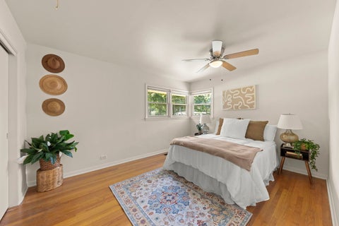 Tiny photo for 230 W Washington Boulevard, Lombard, IL 60148 (MLS # 12728313)