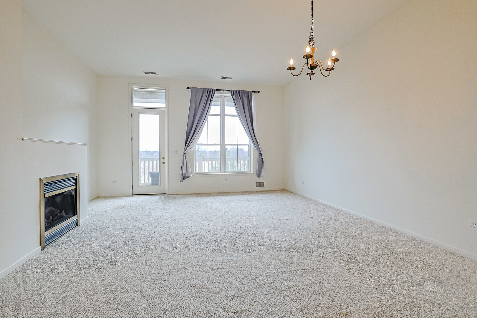 1914 FARNSWORTH Lane 303