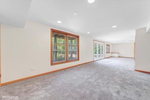 Tiny photo for 970 Ponderosa Lane, Hoffman Estates, IL 60010 (MLS # 12755484)
