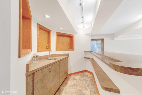 Tiny photo for 970 Ponderosa Lane, Hoffman Estates, IL 60010 (MLS # 12755484)