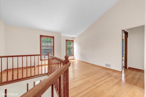 Tiny photo for 970 Ponderosa Lane, Hoffman Estates, IL 60010 (MLS # 12755484)