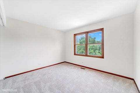 Tiny photo for 970 Ponderosa Lane, Hoffman Estates, IL 60010 (MLS # 12755484)