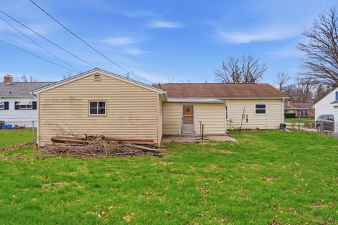 Tiny photo for 2008 E 6th Street, Sterling, IL 61081 (MLS # 12609716)