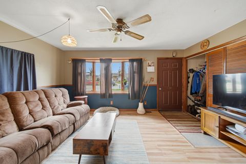 Tiny photo for 2008 E 6th Street, Sterling, IL 61081 (MLS # 12609716)