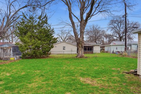 Tiny photo for 2008 E 6th Street, Sterling, IL 61081 (MLS # 12609716)