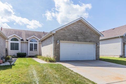 Photo of 4326 River Glen Drive, Joliet, IL 60431 (MLS # 12758641)