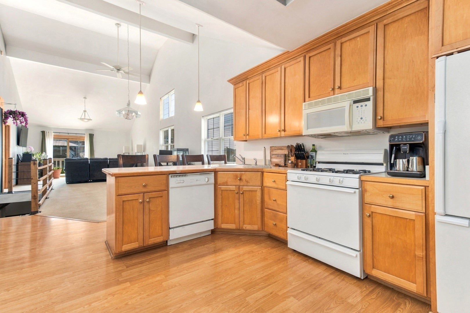 4326 River Glen Drive
