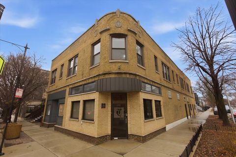 4004 N Bell Avenue 2A Chicago IL 60618