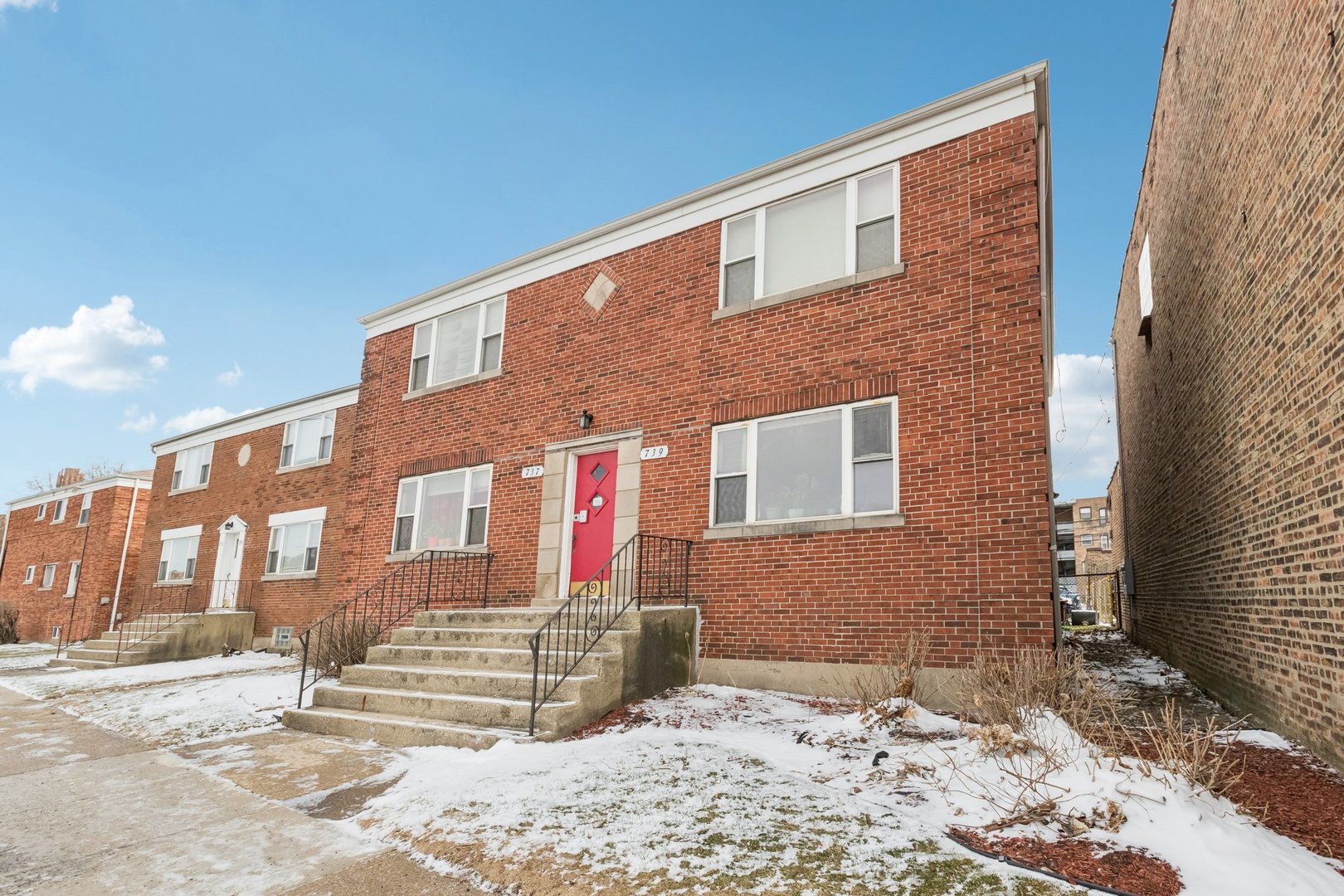 737-739 Garfield Street