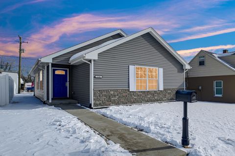 Tiny photo for 224 N La Salle Avenue, Bradley, IL 60915 (MLS # 12555741)