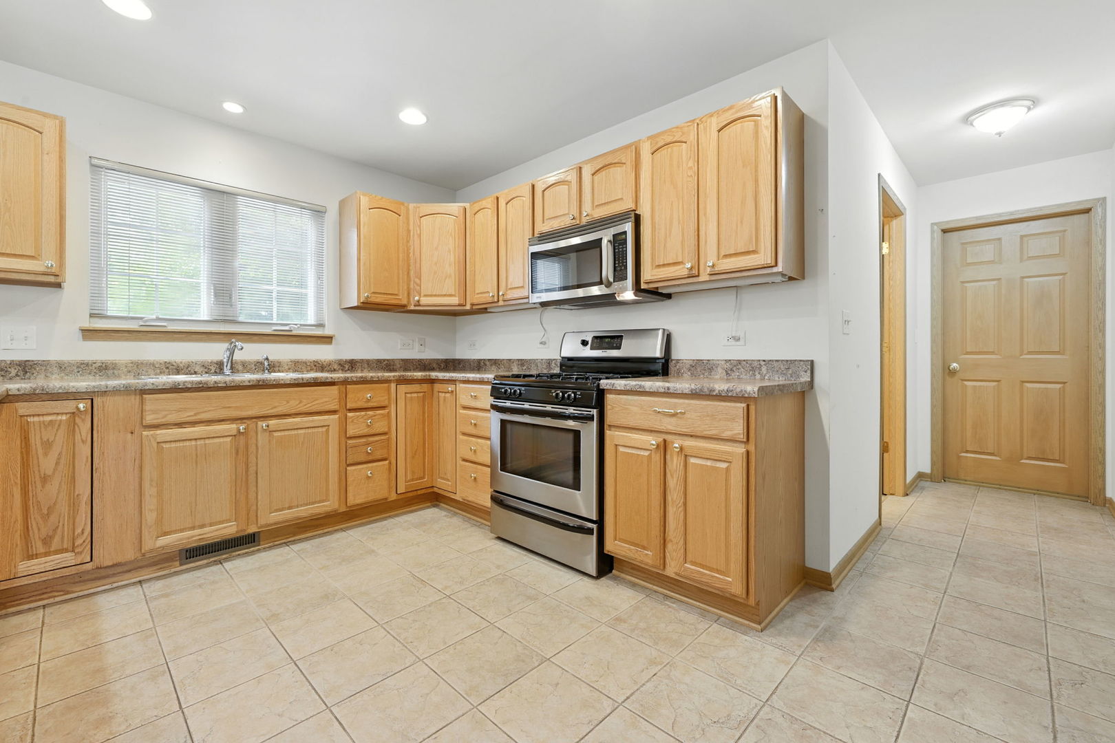 2218 Matthew Place