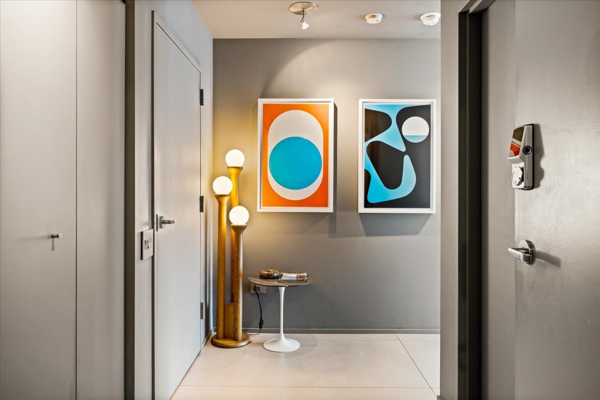 510 W Erie Street 1801