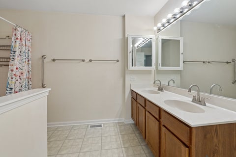 Tiny photo for 1045 Horizon Ridge #1045, Lake In The Hills, IL 60156 (MLS # 12744494)