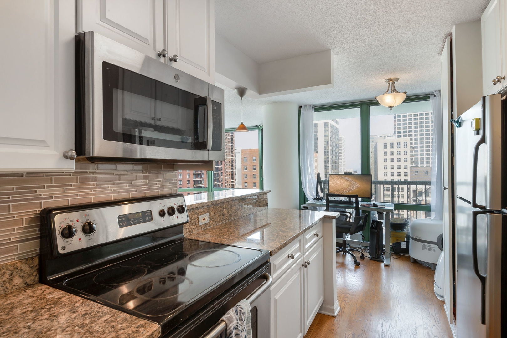 111 W Maple Street 1601