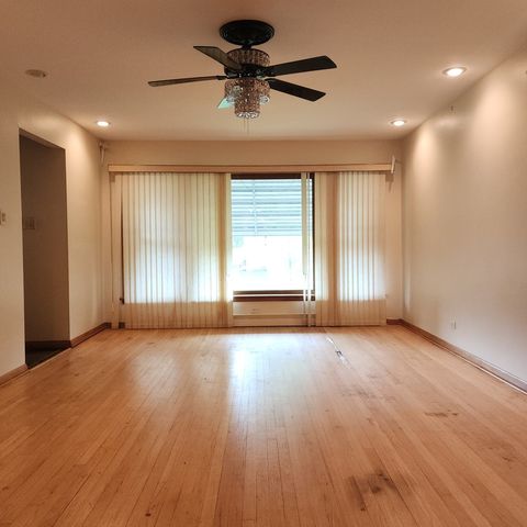 Tiny photo for 2548 W 118 Street, Chicago, IL 60655 (MLS # 12629475)