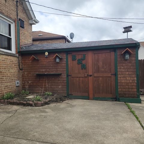 Tiny photo for 2548 W 118 Street, Chicago, IL 60655 (MLS # 12629475)