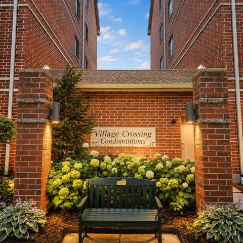 Tiny photo for 27 E Hattendorf Avenue #311, Roselle, IL 60172 (MLS # 12717782)