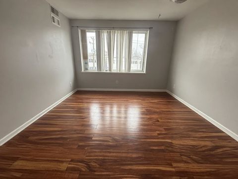 Tiny photo for 1227 S Harlem Avenue #301, Berwyn, IL 60402 (MLS # 12599287)