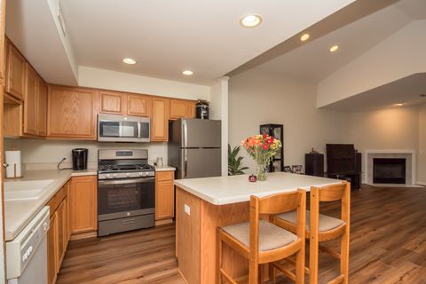 Tiny photo for 8327 Cottonwood Court #8237, Fox Lake, IL 60020 (MLS # 12492551)