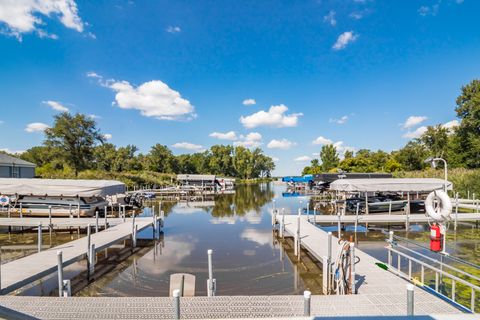 Tiny photo for 8327 Cottonwood Court #8237, Fox Lake, IL 60020 (MLS # 12492551)