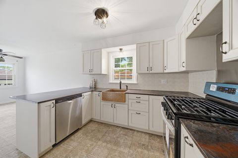 Tiny photo for 11857 S Lawler Avenue, Alsip, IL 60803 (MLS # 12655847)