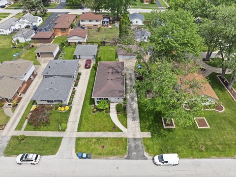 Tiny photo for 11857 S Lawler Avenue, Alsip, IL 60803 (MLS # 12655847)