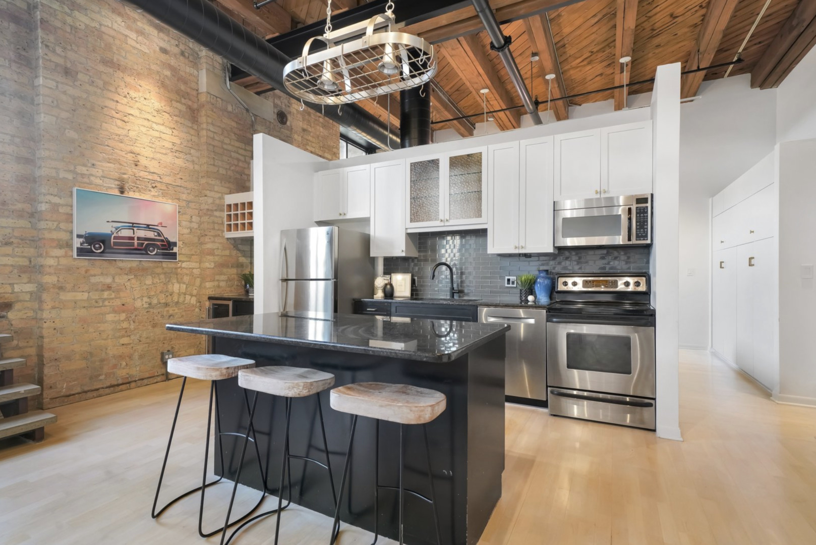 1872 N Clybourn Avenue 204