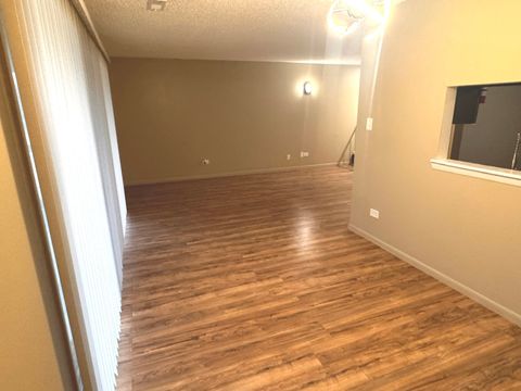 Tiny photo for 19408 Lake Shore Drive #4N, Lynwood, IL 60411 (MLS # 12537815)