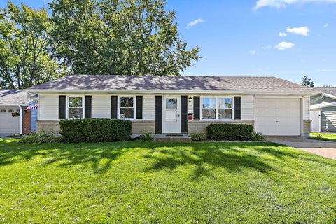 Photo of 403 Krause Avenue, Streamwood, IL 60107 (MLS # 12781299)