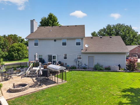 Tiny photo for 1101 Country Oak Drive, Ottawa, IL 61350 (MLS # 12681777)