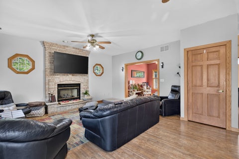 Tiny photo for 1101 Country Oak Drive, Ottawa, IL 61350 (MLS # 12681777)