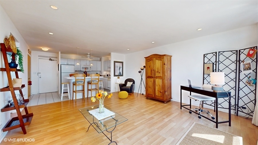 3600 N Lake Shore Drive 2219