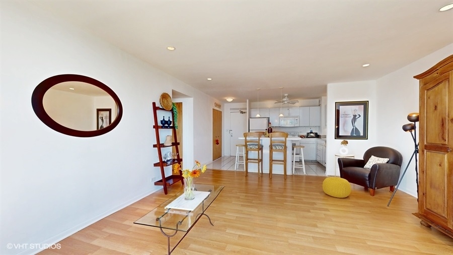 3600 N Lake Shore Drive 2219