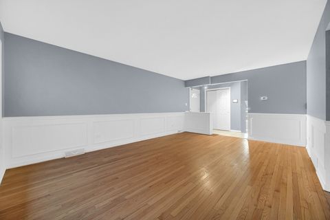 Tiny photo for 16906 Dobson Court, South Holland, IL 60473 (MLS # 12579340)