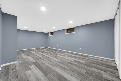 Tiny photo for 16906 Dobson Court, South Holland, IL 60473 (MLS # 12579340)