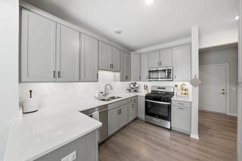 Tiny photo for Willow Springs, IL 60480 (MLS # 12746076)