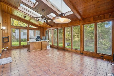 Tiny photo for 3800 14TH Street, Rock Island, IL 61201 (MLS # QC4268485)