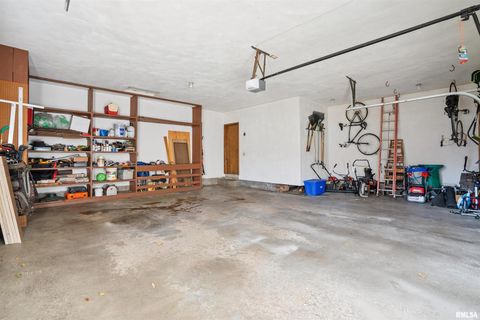 Tiny photo for 3800 14TH Street, Rock Island, IL 61201 (MLS # QC4268485)