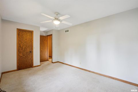 Tiny photo for 3800 14TH Street, Rock Island, IL 61201 (MLS # QC4268485)