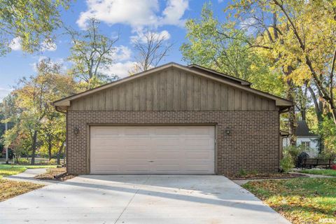 Tiny photo for 3800 14TH Street, Rock Island, IL 61201 (MLS # QC4268485)