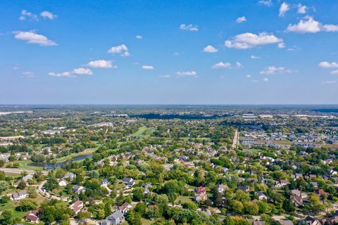 Tiny photo for 1983 WILSHIRE Court, Buffalo Grove, IL 60089 (MLS # 12648176)