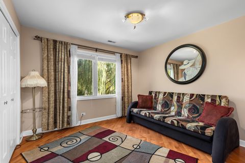 Tiny photo for 1983 WILSHIRE Court, Buffalo Grove, IL 60089 (MLS # 12648176)