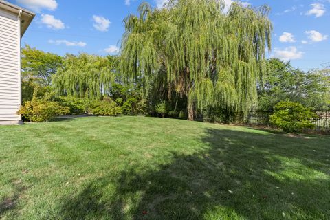 Tiny photo for 1983 WILSHIRE Court, Buffalo Grove, IL 60089 (MLS # 12648176)