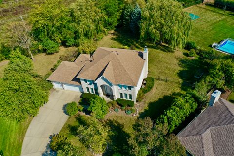 Tiny photo for 1983 WILSHIRE Court, Buffalo Grove, IL 60089 (MLS # 12648176)