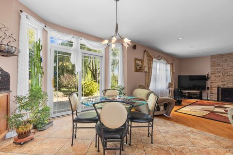 Tiny photo for 1983 WILSHIRE Court, Buffalo Grove, IL 60089 (MLS # 12648176)