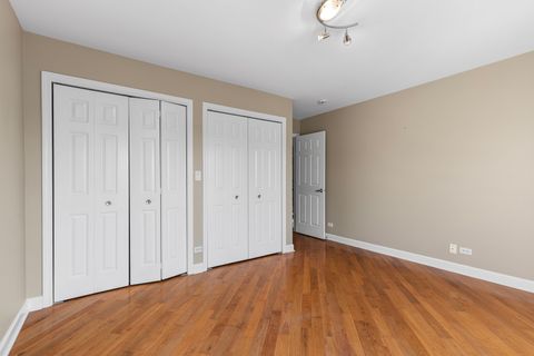 Tiny photo for 1983 WILSHIRE Court, Buffalo Grove, IL 60089 (MLS # 12648176)